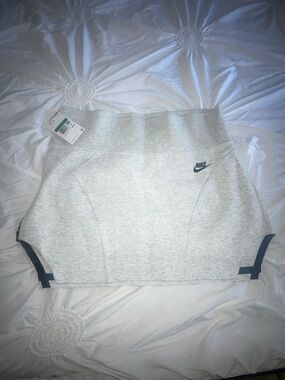 Nike Gray Fleece Skirt